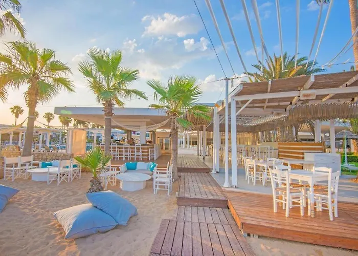 Fit And Padel Paradise Escape-sun, Sea And Padel Ayia Napa