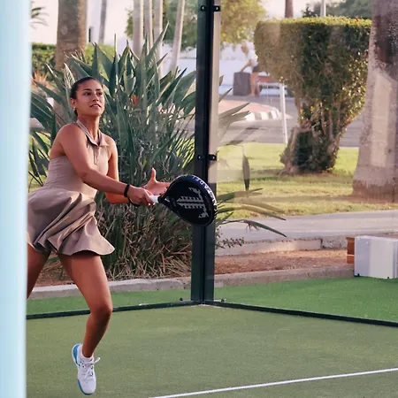 Fit And Padel Paradise Escape-sun, Sea And Padel Otel
