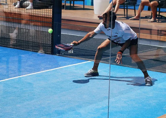 Hotell Fit And Padel Paradise Escape-sun, Sea And Padel 4*