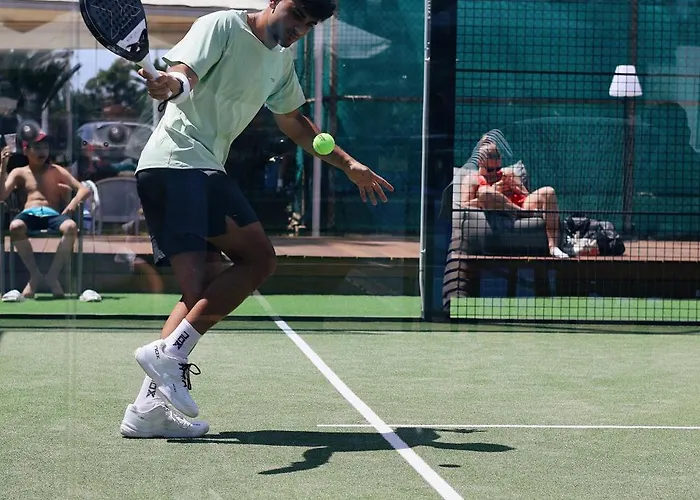 Fit And Padel Paradise Escape-sun, Sea And Padel Hotell Ayia Napa